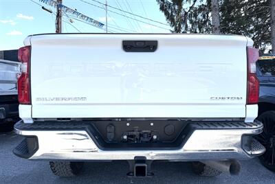 2022 Chevrolet Silverado 2500  Crew Cab LT 4X4 - Photo 9 - Finksburg, MD 21048