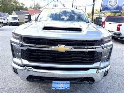 2024 Chevrolet Silverado 2500 Crew Cab LT 4X4 - Photo 6 - Finksburg, MD 21048