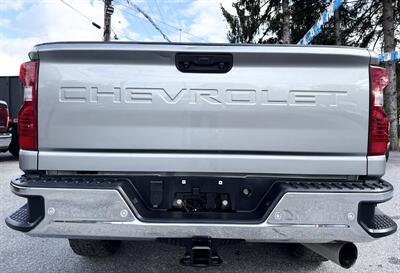 2024 Chevrolet Silverado 2500 Crew Cab LT 4X4 - Photo 8 - Finksburg, MD 21048