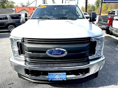 2019 Ford F-250 XL  Crew Cab Service Body XL 4X4 - Photo 7 - Finksburg, MD 21048