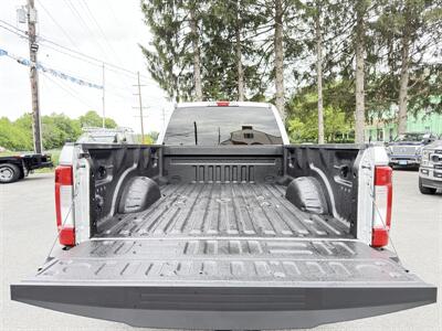 2018 Ford F-250 Crew Cab XLT 4X4 - Photo 10 - Finksburg, MD 21048