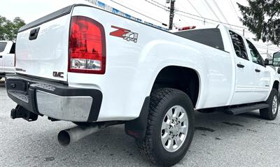 2013 GMC Sierra 3500 SLE  Crew Cab SLE 4X4 - Photo 3 - Finksburg, MD 21048