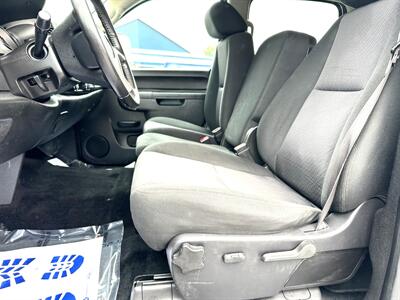 2013 GMC Sierra 3500 SLE  Crew Cab SLE 4X4 - Photo 16 - Finksburg, MD 21048