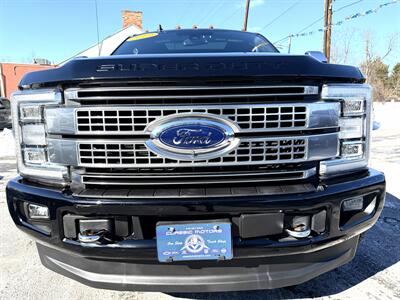 2019 Ford F-350  Crew Cab PLATINUM 4X4 - Photo 6 - Finksburg, MD 21048