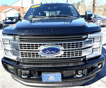 2019 Ford F-350  Crew Cab PLATINUM 4X4 - Photo 5 - Finksburg, MD 21048