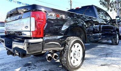 2019 Ford F-350  Crew Cab PLATINUM 4X4 - Photo 3 - Finksburg, MD 21048
