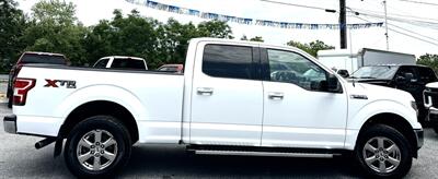 2018 Ford F-150 XLT  Crew Cab XLT 4X4 - Photo 4 - Finksburg, MD 21048