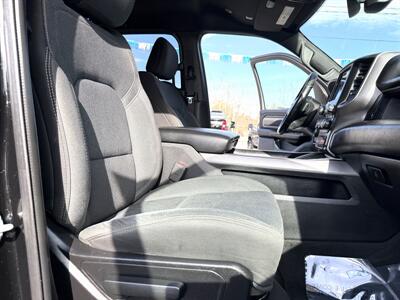 2019 RAM 1500  Crew Cab BIG HORN 4X4 - Photo 18 - Finksburg, MD 21048