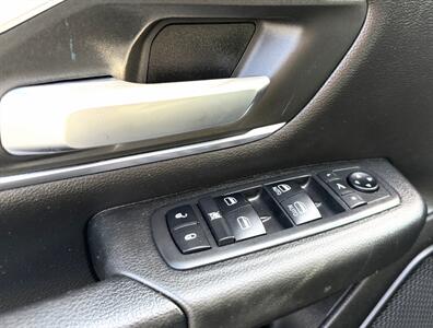 2019 RAM 1500  Crew Cab BIG HORN 4X4 - Photo 29 - Finksburg, MD 21048