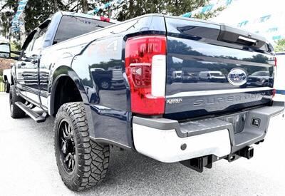 2017 Ford F-250 Crew Cab LARIAT 4X4 - Photo 8 - Finksburg, MD 21048