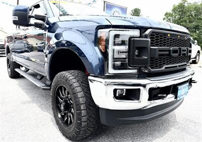 2017 Ford F-250 Crew Cab LARIAT 4X4 - Photo 1 - Finksburg, MD 21048