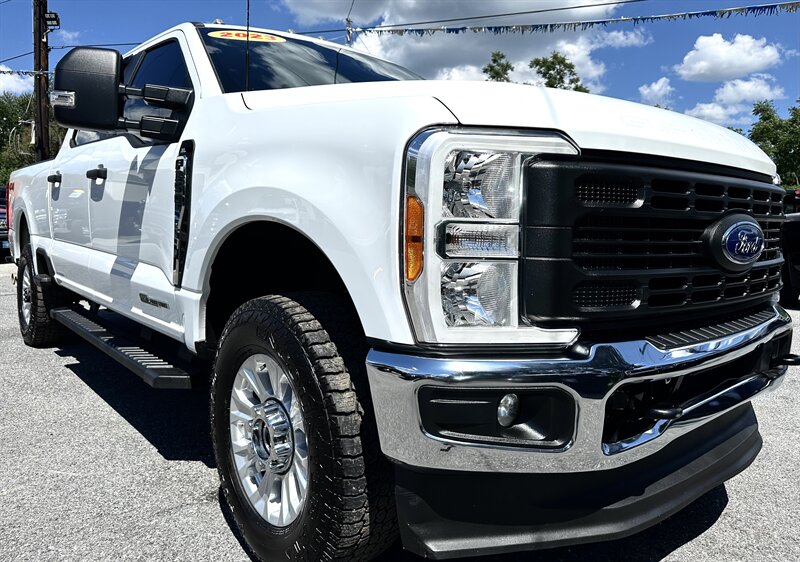 2023 Ford F-350 Super Duty XL  Crew Cab XL 4X4
