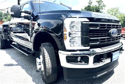 2024 Ford F-350 XL  Crew Cab XL 4X4 DRW - Photo 1 - Finksburg, MD 21048