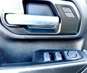 2022 Chevrolet Silverado 2500  Crew Cab CUSTOM 4X4 - Photo 27 - Finksburg, MD 21048