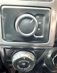 2016 Ford F-150  Crew Cab XLT 4X4 - Photo 16 - Finksburg, MD 21048