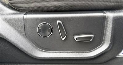 2016 Ford F-150  Crew Cab XLT 4X4 - Photo 22 - Finksburg, MD 21048