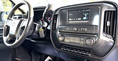 2019 Chevrolet Silverado 3500  Reg Cab Dump Bed W/T 4X4 DRW - Photo 16 - Finksburg, MD 21048