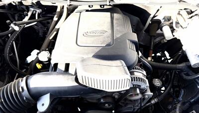 2019 Chevrolet Silverado 3500  Reg Cab Dump Bed W/T 4X4 DRW - Photo 32 - Finksburg, MD 21048