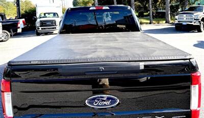 2019 Ford F-250 Super Duty XLT  Crew Cab XLT 4X4 - Photo 10 - Finksburg, MD 21048