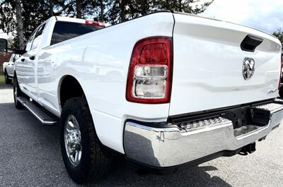 2022 RAM 3500  Crew Cab Tradesman 4X4 - Photo 8 - Finksburg, MD 21048