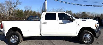 2023 RAM 3500 Tradesman  Crew Cab Tradesman 4X4 DRW - Photo 4 - Finksburg, MD 21048