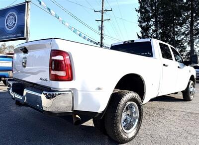 2023 RAM 3500 Tradesman  Crew Cab Tradesman 4X4 DRW - Photo 3 - Finksburg, MD 21048