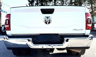 2023 RAM 3500 Tradesman  Crew Cab Tradesman 4X4 DRW - Photo 9 - Finksburg, MD 21048