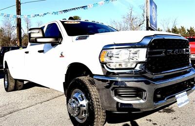 2023 RAM 3500 Tradesman  Crew Cab Tradesman 4X4 DRW - Photo 1 - Finksburg, MD 21048