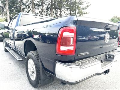 2022 RAM 3500 Big Horn  Crew Cab Big Horn 4X4 - Photo 7 - Finksburg, MD 21048