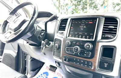 2017 RAM 2500 Laramie  Crew Cab Laramie 4X4 - Photo 11 - Finksburg, MD 21048