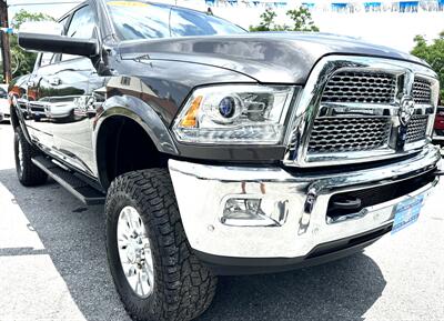 2017 RAM 2500 Laramie  Crew Cab Laramie 4X4 - Photo 1 - Finksburg, MD 21048