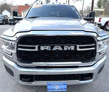 2022 RAM 3500  Crew Cab Tradesman 4X4 DRW - Photo 5 - Finksburg, MD 21048