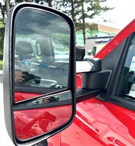 2017 Chevrolet Silverado 3500  Crew Cab W/T 4X4 - Photo 25 - Finksburg, MD 21048