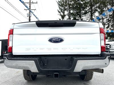 2019 Ford F-350 XLT  Ext Cab XLT 4X4 - Photo 10 - Finksburg, MD 21048