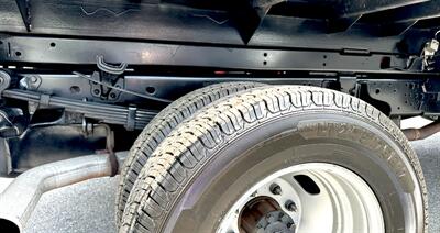 2018 Ford F-350  Reg Cab Dump Bed XL 4X4 DRW - Photo 12 - Finksburg, MD 21048