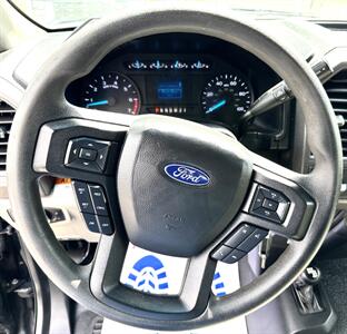 2018 Ford F-350  Reg Cab Dump Bed XL 4X4 DRW - Photo 14 - Finksburg, MD 21048