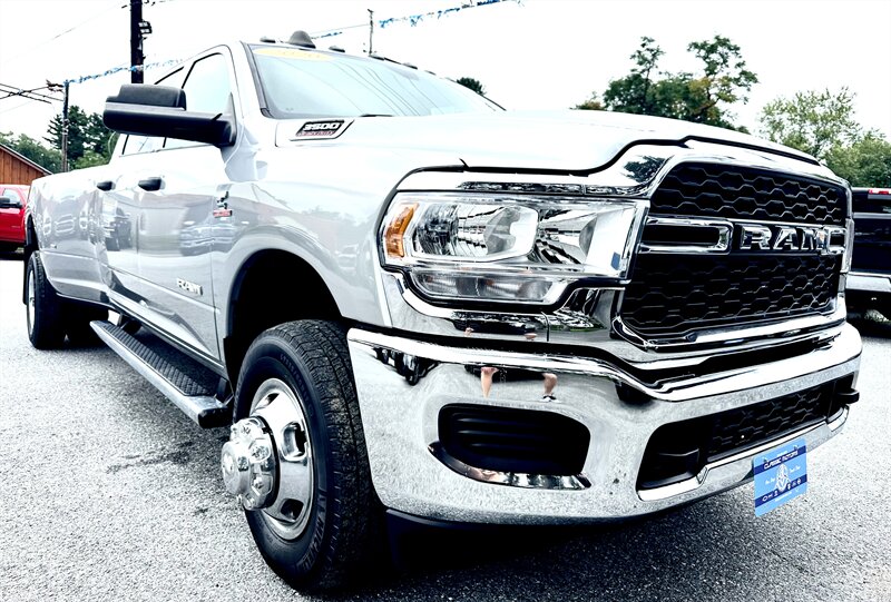 2020 RAM 3500 Tradesman Crew Cab Tradesman 4X4 DRW - Photo 1 - Finksburg, MD 21048