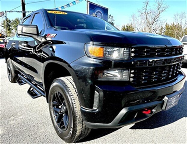 2020 Chevrolet Silverado 1500 Custom Trail Boss  Crew Cab Trail Boss 4X4