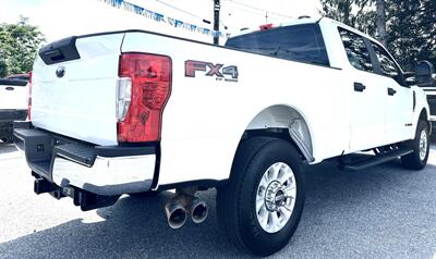 2022 Ford F-250 XL  Crew Cab XL 4X4 - Photo 3 - Finksburg, MD 21048