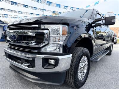 2022 Ford F-250 XLT Crew Cab XLT 4X4 - Photo 2 - Finksburg, MD 21048