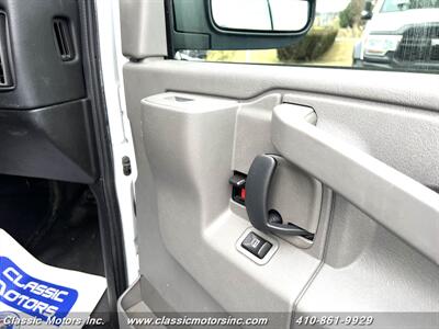 2017 Chevrolet Express 3500  EXPRESS G3500 135 " - Photo 28 - Finksburg, MD 21048