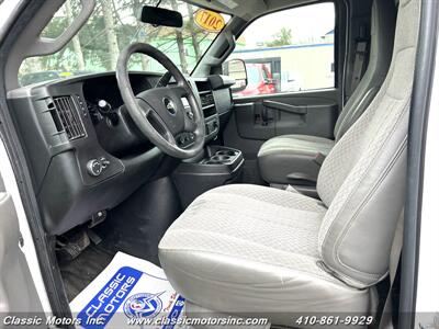 2017 Chevrolet Express 3500  EXPRESS G3500 135 " - Photo 22 - Finksburg, MD 21048