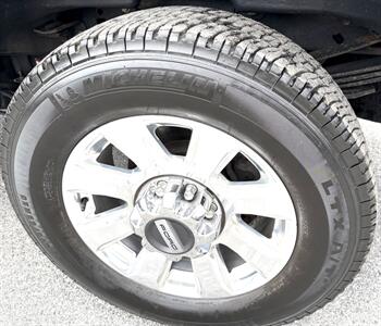 2022 Ford F-350  Crew Cab PLATINUM 4X4 - Photo 24 - Finksburg, MD 21048