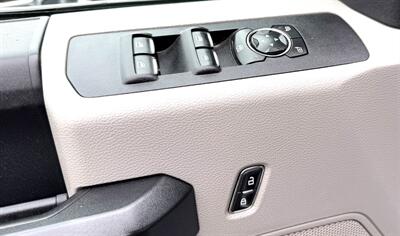 2019 Ford F-550  Crew Cab XL FLAT BED 4X4 DRW - Photo 28 - Finksburg, MD 21048