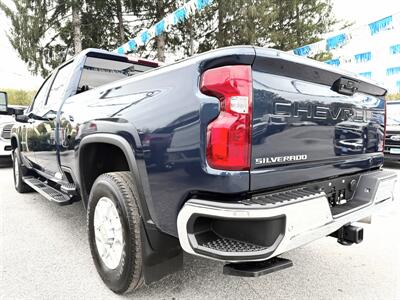 2022 Chevrolet Silverado 2500 Crew Cab LTZ 4X4 - Photo 8 - Finksburg, MD 21048