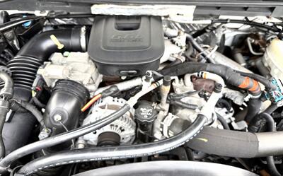 2015 GMC Sierra 2500 Crew Cab SLE 4X4 - Photo 40 - Finksburg, MD 21048