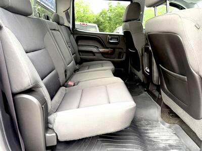 2015 GMC Sierra 2500 Crew Cab SLE 4X4 - Photo 19 - Finksburg, MD 21048