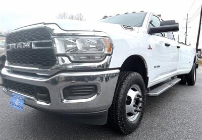 2022 RAM 3500  Crew Cab Tradesman 4X4 DRW - Photo 2 - Finksburg, MD 21048