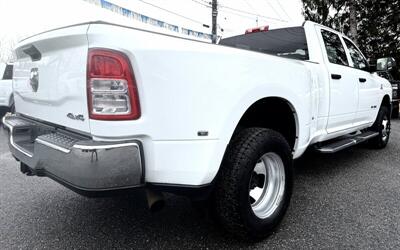 2022 RAM 3500  Crew Cab Tradesman 4X4 DRW - Photo 3 - Finksburg, MD 21048
