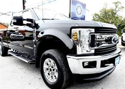 2018 Ford F-250 XLT  Crew Cab XLT 4X4 - Photo 1 - Finksburg, MD 21048